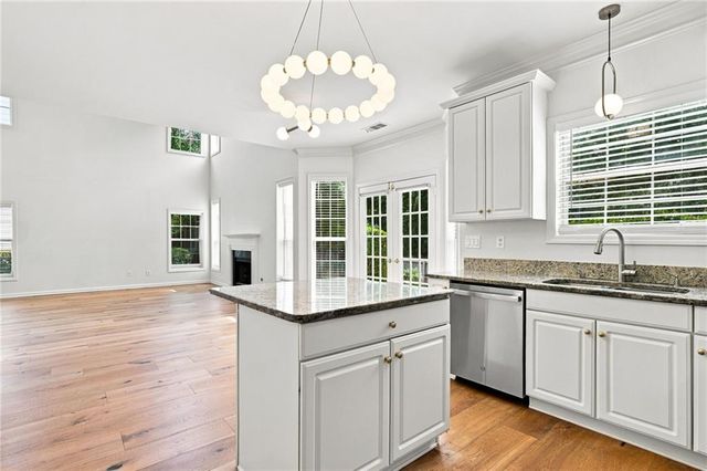 450 Elgaen Court, Roswell, GA 30075