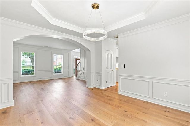 450 Elgaen Court, Roswell, GA 30075