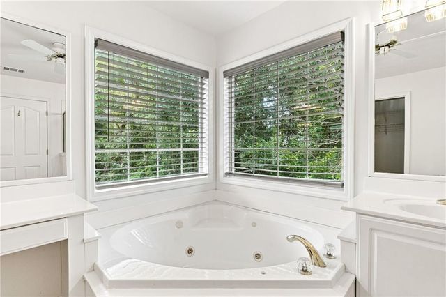 450 Elgaen Court, Roswell, GA 30075