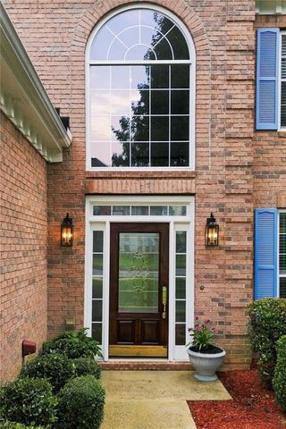 450 Elgaen Court, Roswell, GA 30075