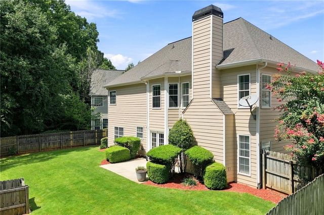 450 Elgaen Court, Roswell, GA 30075