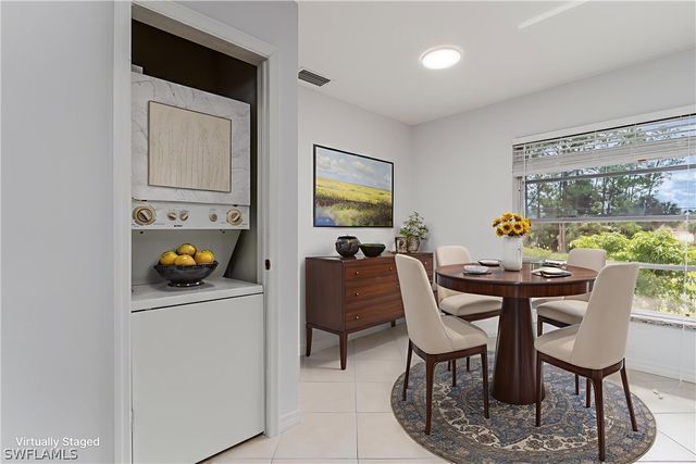 180 Cypress WAY E B212, Naples, FL 34110