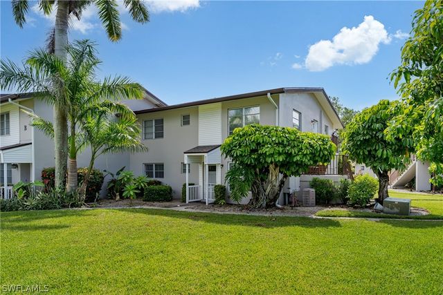 180 Cypress WAY E B212, Naples, FL 34110