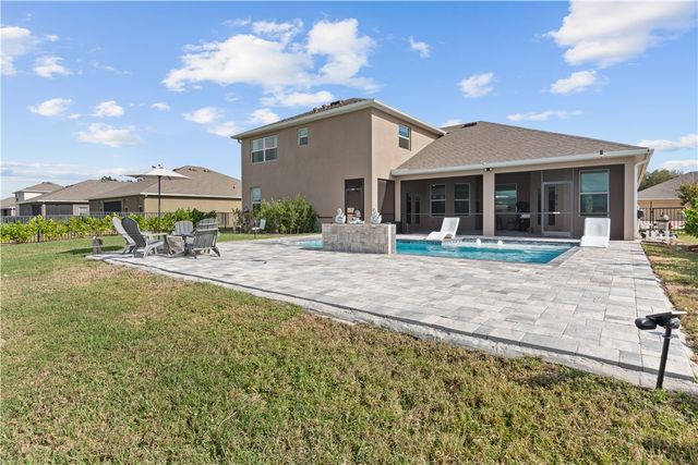 166 52nd Square, Vero Beach, FL 32968
