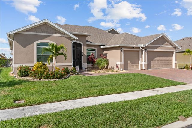 166 52nd Square, Vero Beach, FL 32968