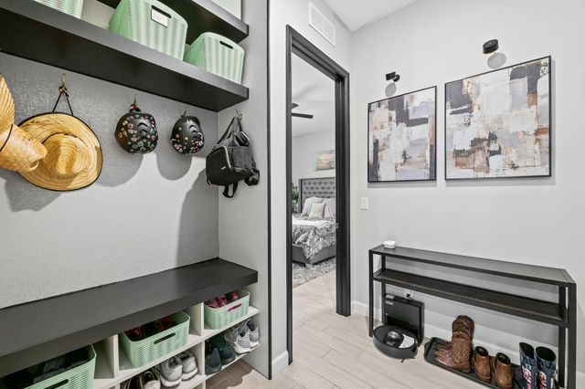 810 Hookline Circle, Loxahatchee, FL 33470