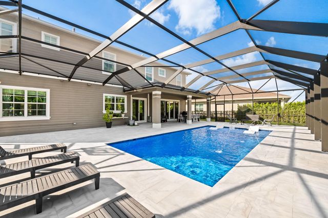 810 Hookline Circle, Loxahatchee, FL 33470