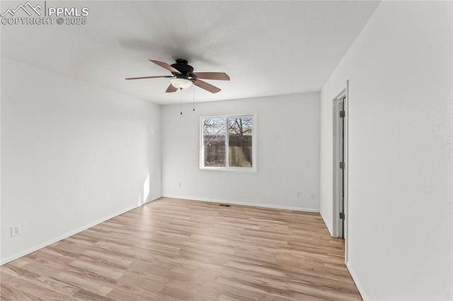 2355 Heathercrest Drive, Colorado Springs, CO 80915