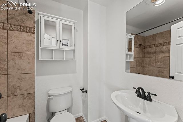 2355 Heathercrest Drive, Colorado Springs, CO 80915