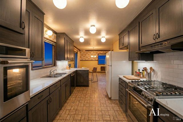 4550 Hidden Springs Rd, Santa Rosa, CA 95404