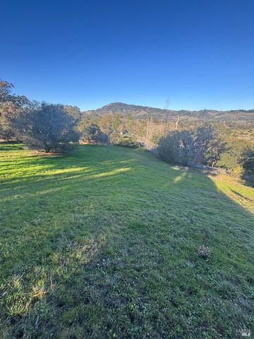 4550 Hidden Springs Rd, Santa Rosa, CA 95404