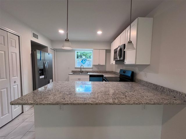 5317 CURRY FORD ROAD L104, Orlando, FL 32812