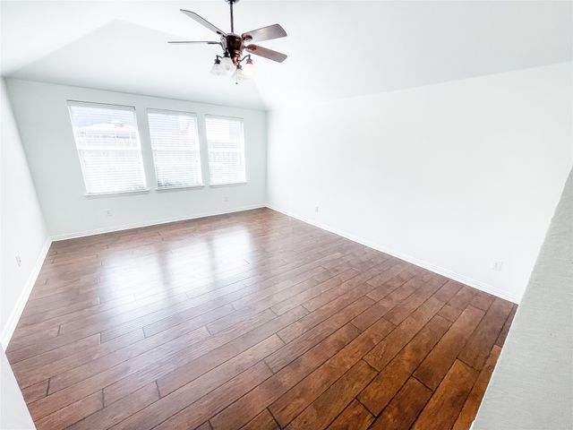 1404 Canary Drive, Little Elm, TX 75068