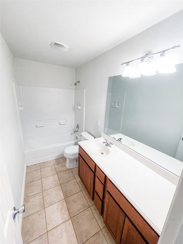 1404 Canary Drive, Little Elm, TX 75068