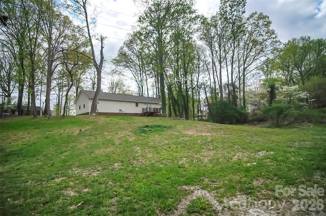 123 General Pemberton Street, Stanley, NC 28164
