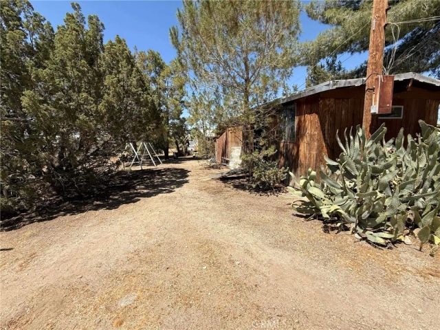 10623 Desert View, Pinon Hills, CA 92372
