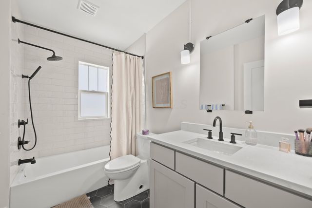 393 W 2nd Avenue, 393, Columbus, OH 43201
