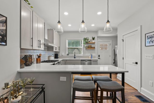 393 W 2nd Avenue, 393, Columbus, OH 43201