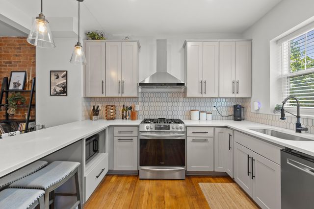 393 W 2nd Avenue, 393, Columbus, OH 43201