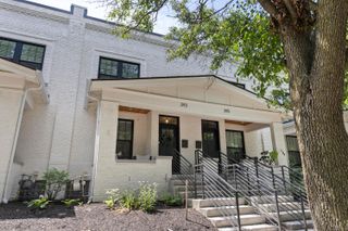 393 W 2nd Avenue, 393, Columbus, OH 43201