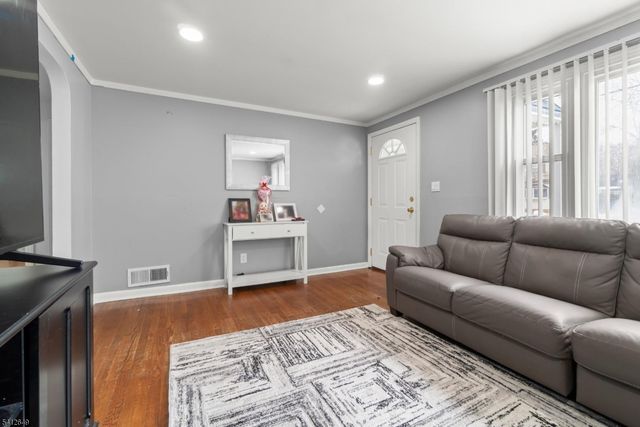 429 1St St, Middlesex Boro, NJ 08846