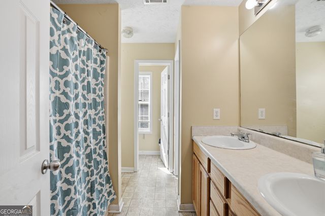 139 Mountain Overlook Drive, Cleveland, GA 30528