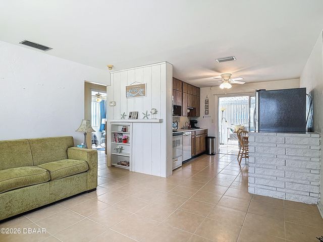 28 Palm Drive, Ormond Beach, FL 32176