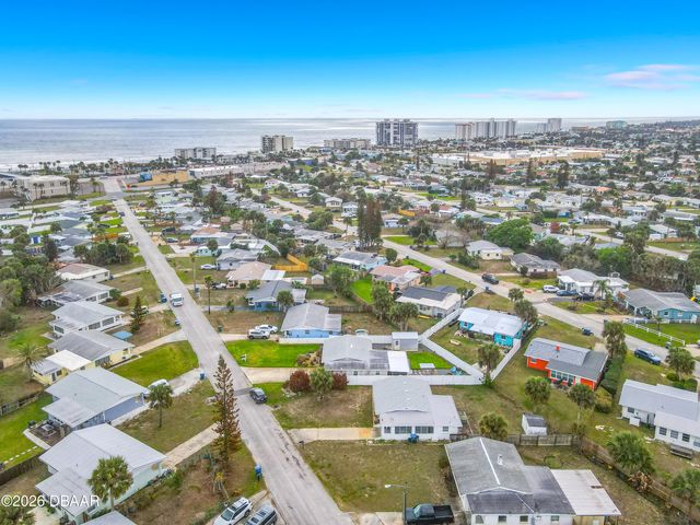 28 Palm Drive, Ormond Beach, FL 32176