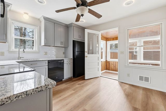 324 Lowel St, Peabody, MA 01960