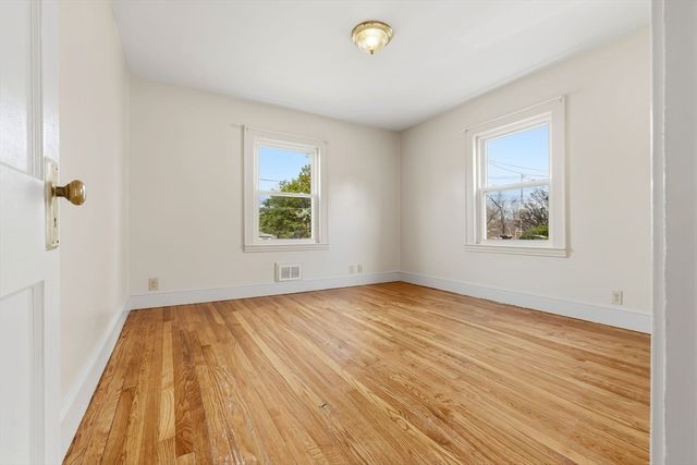 324 Lowel St, Peabody, MA 01960