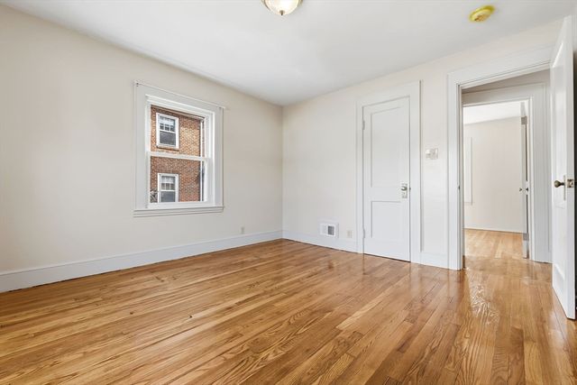 324 Lowel St, Peabody, MA 01960