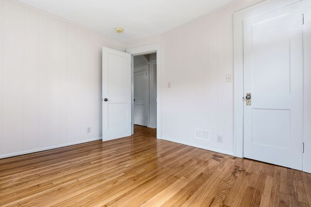 324 Lowel St, Peabody, MA 01960