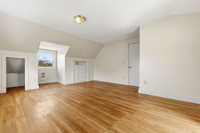 324 Lowel St, Peabody, MA 01960