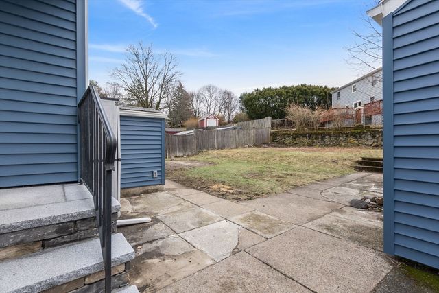 324 Lowel St, Peabody, MA 01960