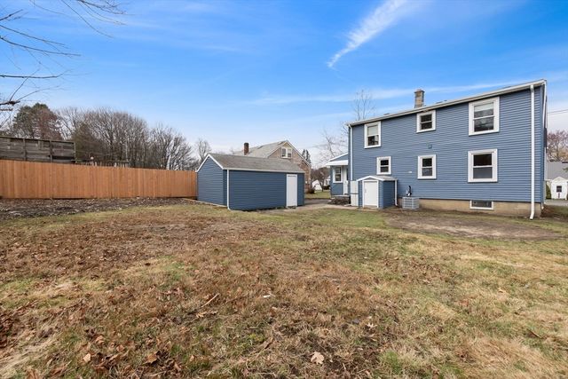324 Lowel St, Peabody, MA 01960