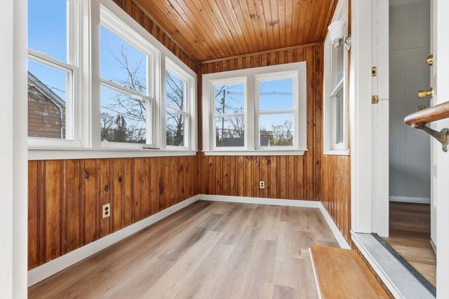 324 Lowel St, Peabody, MA 01960