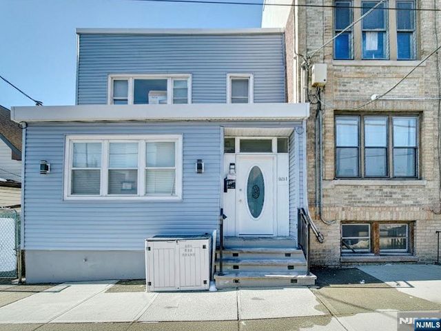6011 Van Buren Place, West New York, NJ 07093