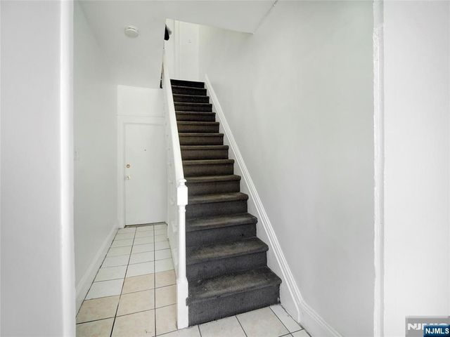 6011 Van Buren Place, West New York, NJ 07093