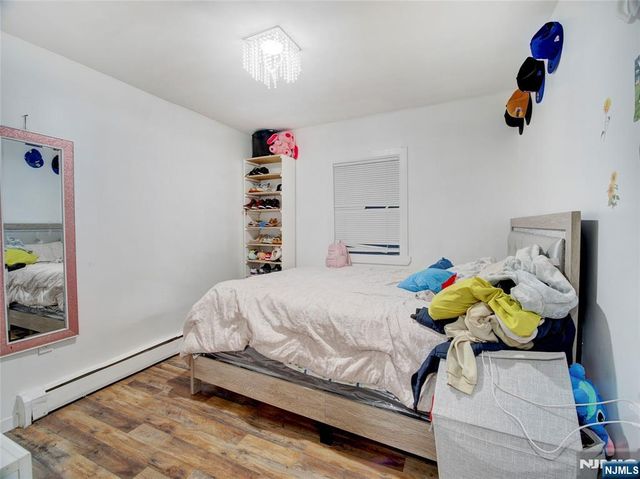 6011 Van Buren Place, West New York, NJ 07093