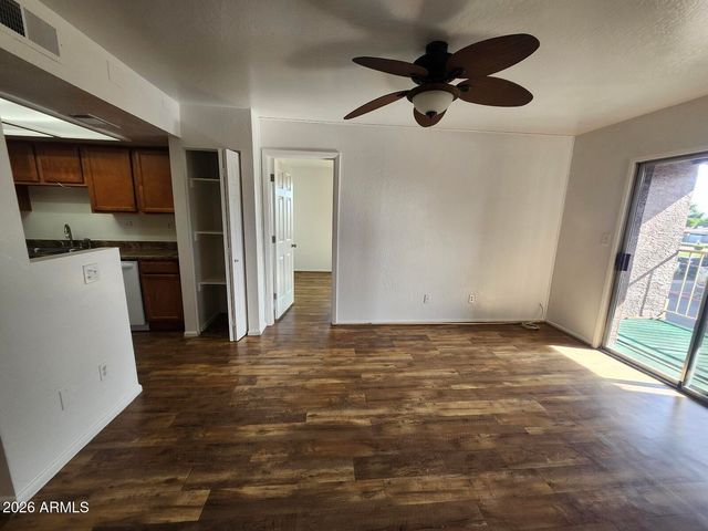 16602 N 25TH Street 204, Phoenix, AZ 85032