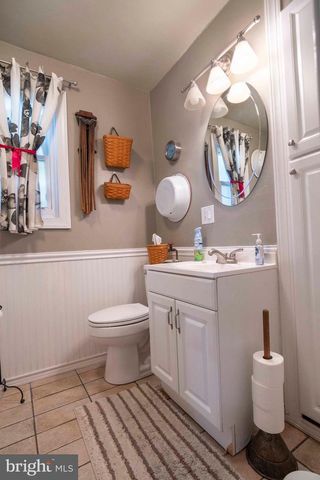 1119 SUMMIT AVE, Front Royal, VA 22630