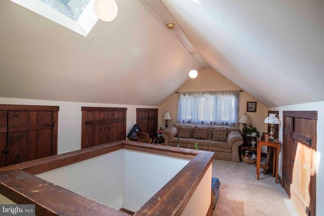 1119 SUMMIT AVE, Front Royal, VA 22630