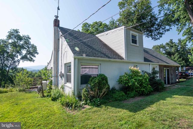 1119 SUMMIT AVE, Front Royal, VA 22630