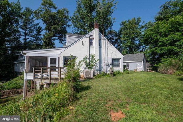 1119 SUMMIT AVE, Front Royal, VA 22630