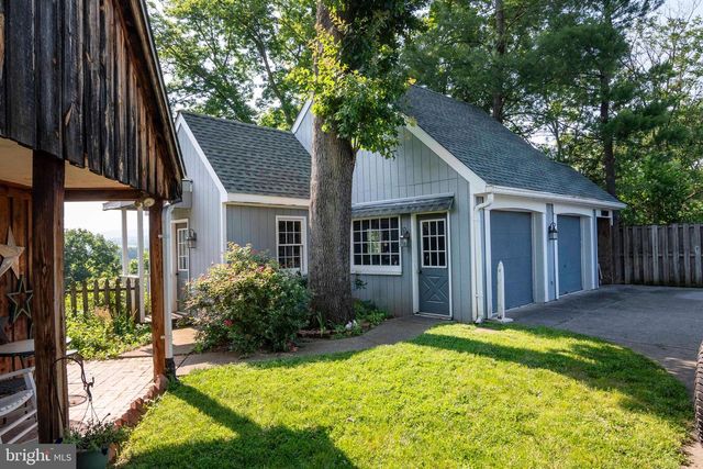 1119 SUMMIT AVE, Front Royal, VA 22630