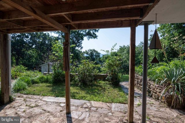 1119 SUMMIT AVE, Front Royal, VA 22630