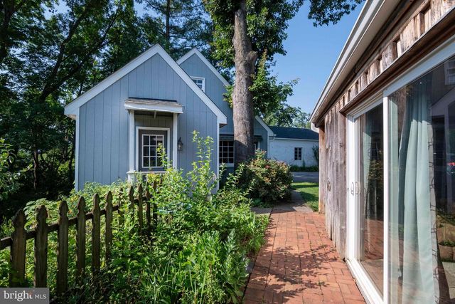 1119 SUMMIT AVE, Front Royal, VA 22630