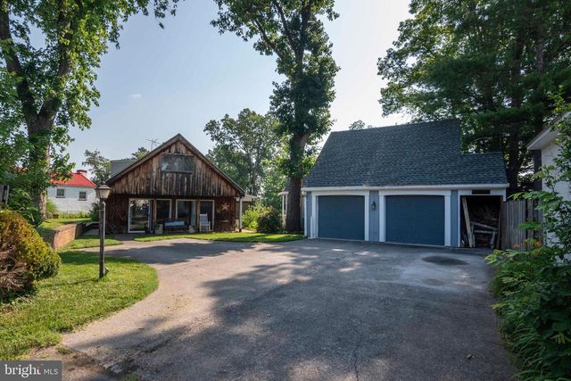 1119 SUMMIT AVE, Front Royal, VA 22630