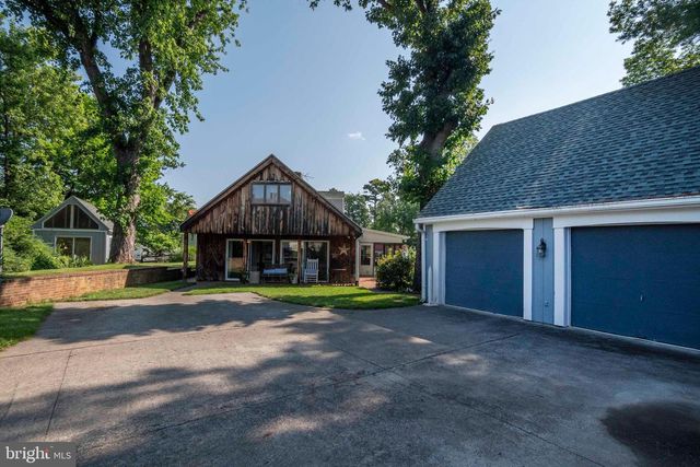 1119 SUMMIT AVE, Front Royal, VA 22630