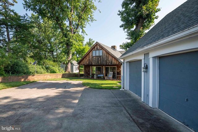1119 SUMMIT AVE, Front Royal, VA 22630